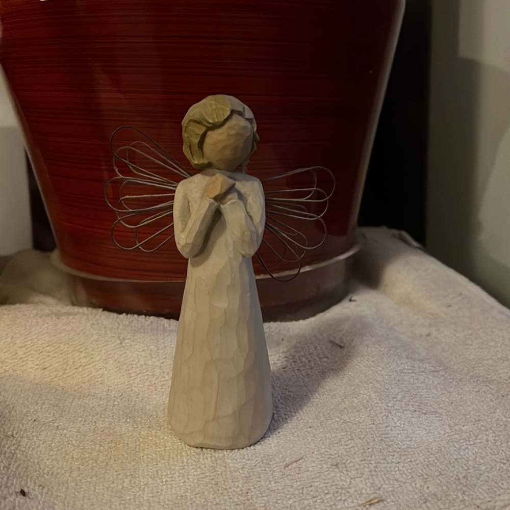 Willow Tree Angel of Wishes 2000 Demdaco Susan Lordi 5.5" Figurine